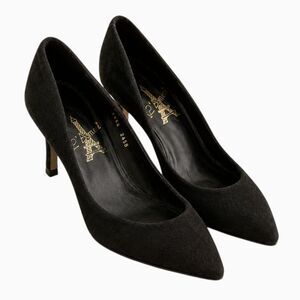 L'Amore Black Suede Pumps 8.5B Pointed Toe Kitten Heel 90s Minimalist